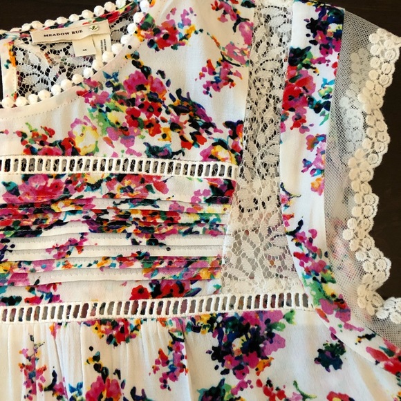 ANTHROPOLOGIE floral top M - Picture 3 of 4